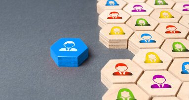 Christoph Meyer wird zum Director of Oral Health Sales Europe bei Carbon