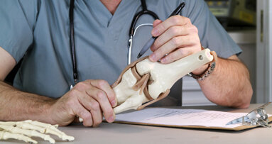 Oral bacteria resposible for artificial joint failure