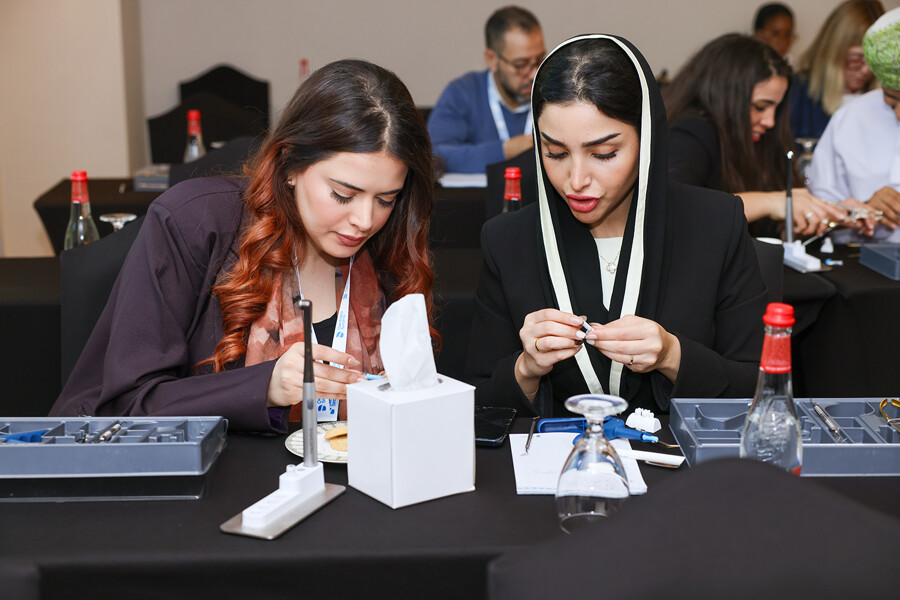 Hands-on workshops offered practical training across multiple clinical disciplines. (Image: Dentsply Sirona)