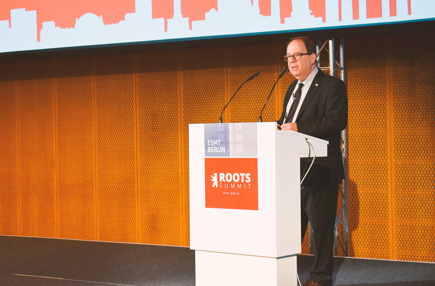 Stephen Jones at the ROOTS SUMMIT opening ceremony.