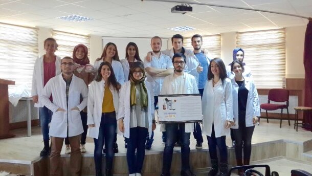 “Diş Hekimim Aynı Ben” Büyüyor