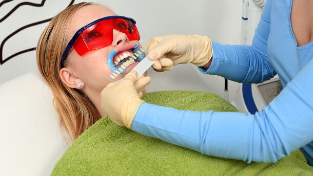 Kosmetische Zahnmedizin bei Männern und Frauen gefragt