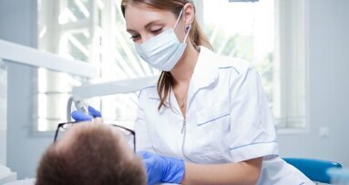 Американски дентален факултет е награден за лечение на хора с увреждания