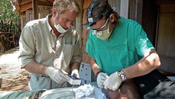 Daktari voor de Masaï – Mobiele mondzorg in de Serengeti