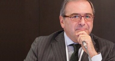 European perspective on opportunities and challenges for the dental profession