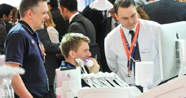 Digitale Fertigungsverfahren im Fokus der IDS 2015