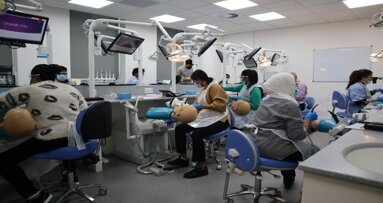Indian dental graduates invited to compete for valuable scholarships in the UK