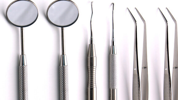 Admitere UMF Carol Davila: anul acesta sunt 900 de locuri la buget, mai multe decat in 2012