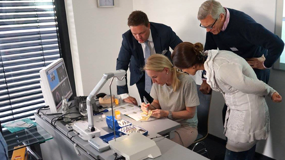 Zahnärzte tagen im DENTALZENTRUM OWL