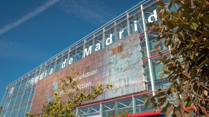 Surto de COVID-19 causa atraso de EXPODENTAL Madrid