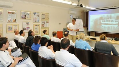 Implantations-Kursreihe in Österreich