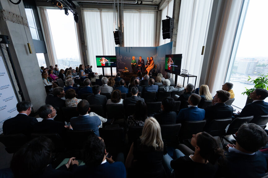 The crowd at the Perio Link Night.