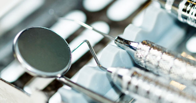 香港最大牙科诊所现失误大批患者需进行验血检查