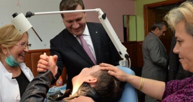 Karesi’de Engelliler için Diş Taraması