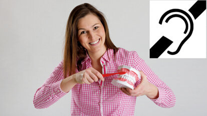 Chtěla bych, aby si neslyšící mohli dojít na dentální hygienu v místě bydliště