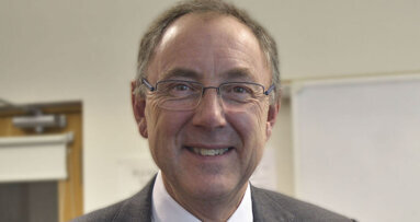 Dundee professor honoured by International Association of Paediatric Dentistry