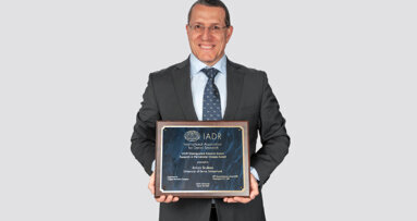 Prof. Anton Sculean receives top periodontal research award