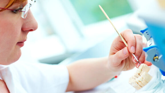 Dentists' irritant named Allergen of the Year