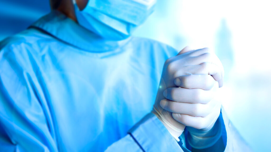 Việc tiêm phòng bắt buộc có thể quá muộn để tránh làm gián đoạn việc chăm sóc răng miệng