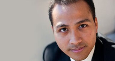 Appeal against deportation of dental assistant spawns support