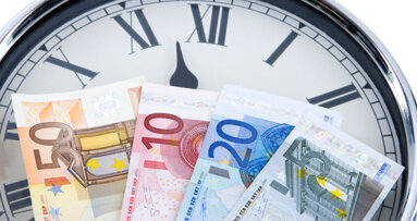 Stundenlöhne von Zahntechnikerinnen gesunken