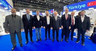 Dental Sektör 50 Firma ile Dubai'deydi
