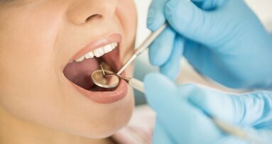 “Vrouwen met meer kinderen verliezen vaak meer tanden”