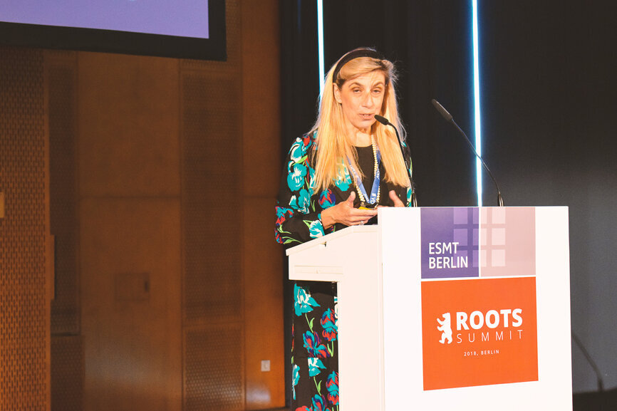 Dr Elisabetta Cotti.