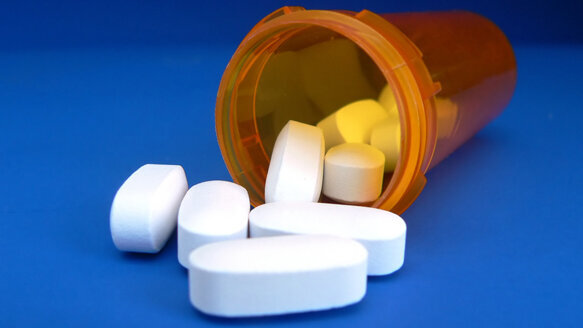 Dentists, pharmacists raise awareness of medication-induced dry mouth