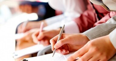 Proiectul de lege care echivaleaza titlurile obtinute de medici in strainatate a fost publicat