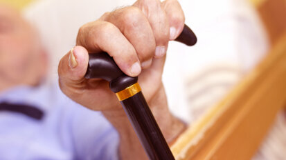 Musculoskeletal frailty: Number of teeth and dentures matter