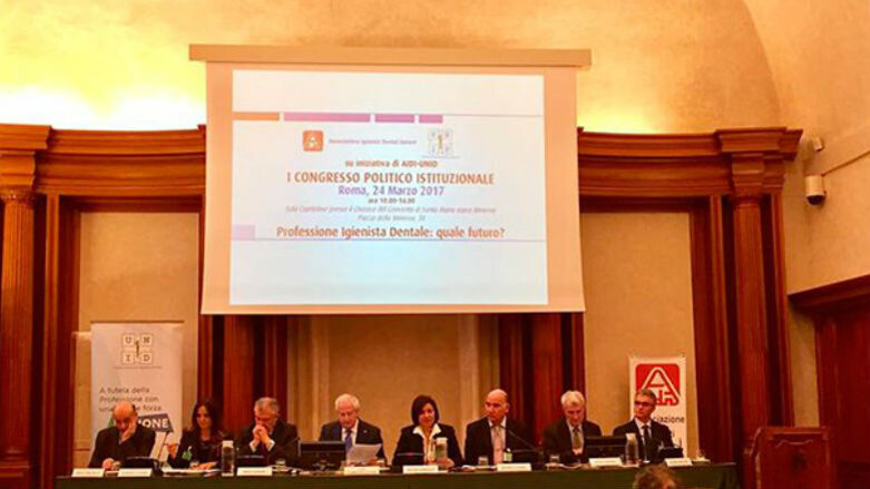 Gli igienisti dentali esultano: “Finalmente l’Albo c’è”