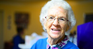 A simple exercise that can improve oral function in the elderly.