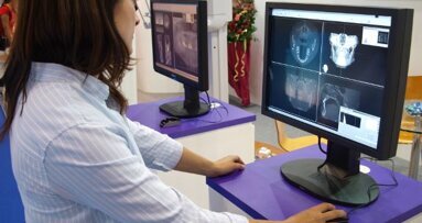 Dental companies use digital dentistry to bolster recession-bruised revenues