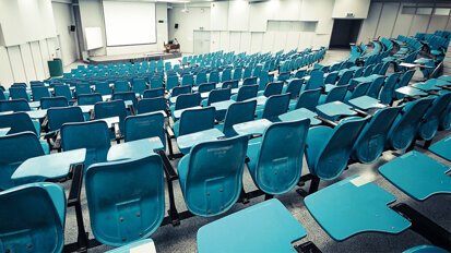 Steht die Parodontologie an der Universität Genf vor dem Aus? Steht die Parodontologie an der Universität Genf vor dem Aus?