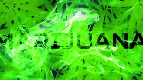 Η χρήση μαριχουάνας συνδέεται με αυξημένο κίνδυνο νόσου των ούλων