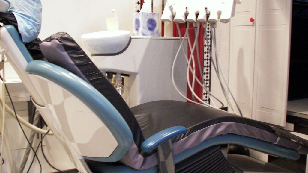 Σε απεργία την Τρίτη οι οδοντίατροι της χώρας