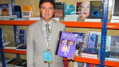 Presentación de libro sobre Cirugía Ortognática