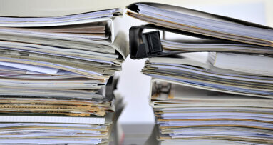 Ärztemonitor 2018: Bürokratie nimmt pro Woche einen Tag ein