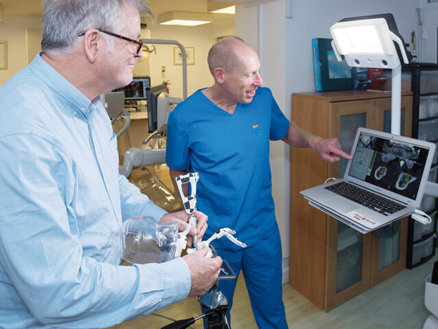 Ilustrativní snímek dr. Burgesse – použití systému Navident