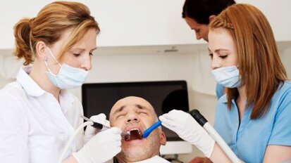 KNMT en ANT oneens over opleiding tandartsassistenten