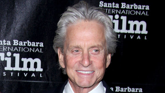 Michael Douglas raises oral cancer awareness