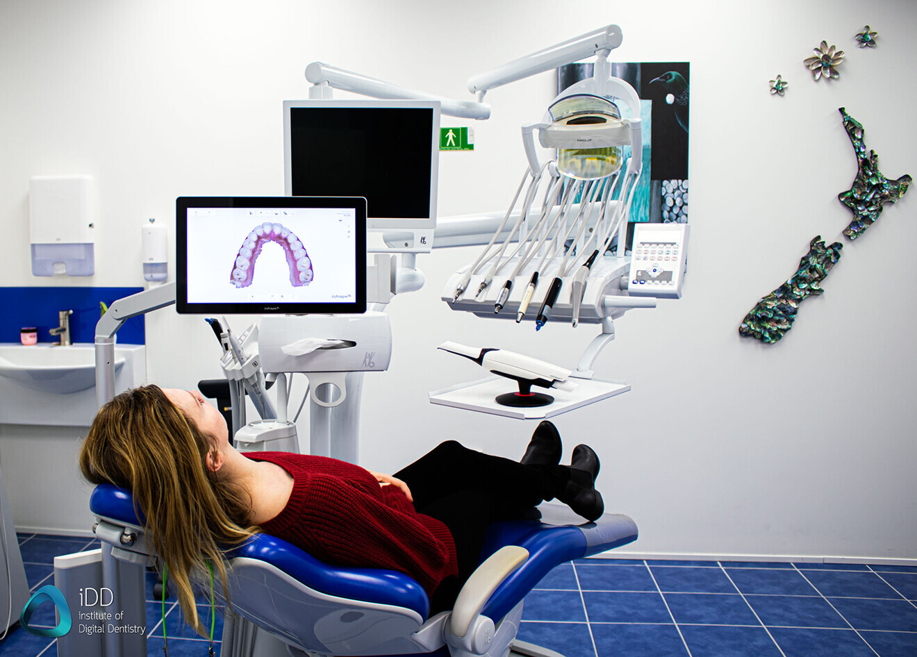 Fig. 6: An example of patient engagement when using the TRIOS MOVE (3Shape). (Image: iDD, institute of Digital Dentistry)