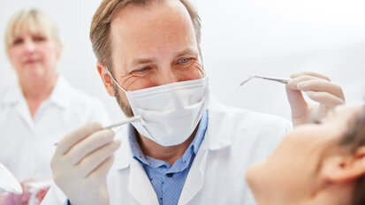 Kanton Wallis startet Vorsorge-Pilotprojekt für zahnärztliche Beratung