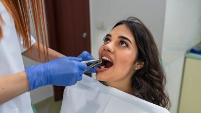 Twee derde tandartsen kreeg verzoek  gezonde elementen te extraheren