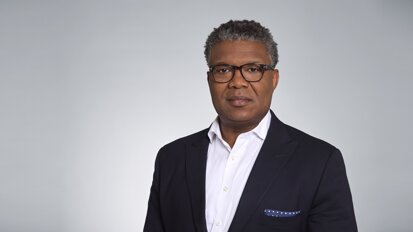 Leadership transition at Henry Schein: Frederick M. Lowery to take over as CEO