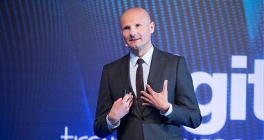 “A impressão 3D está no coração do processo de fabrico do sistema Invisalign”