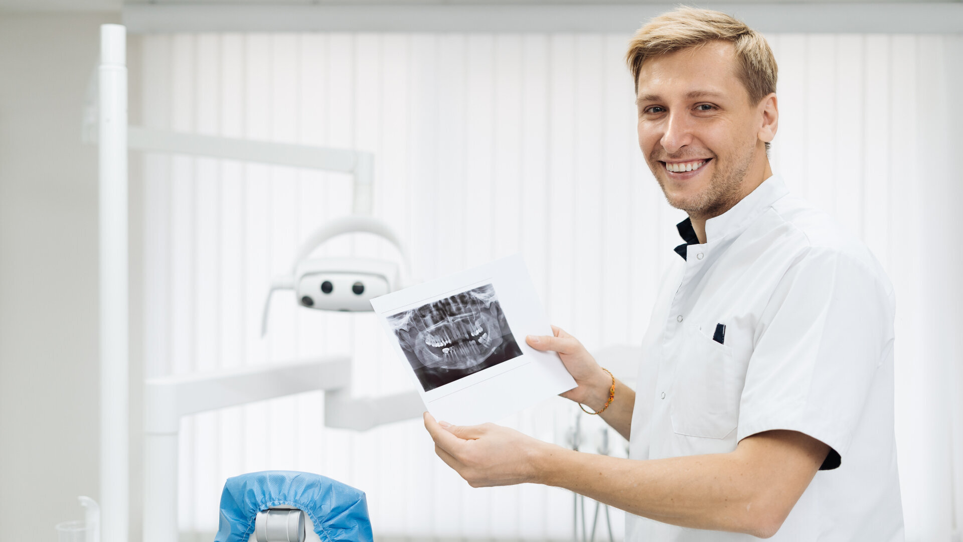 Dentsply Sirona and Pearl partner to deliver AI-assisted radiographic support