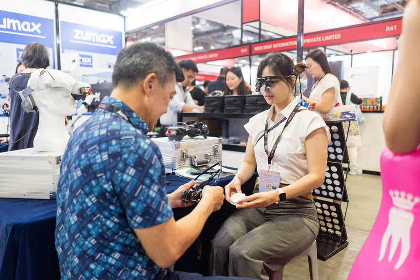 The exhibition highlighted digital technologies, advanced clinical techniques and sustainable, patient-centred care. (Image: Koelnmesse)