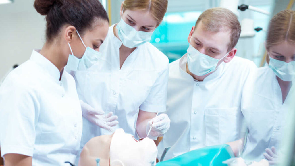 Pesquisadores destacam a importância de modelos inovadores de aprendizagem sobre implantes